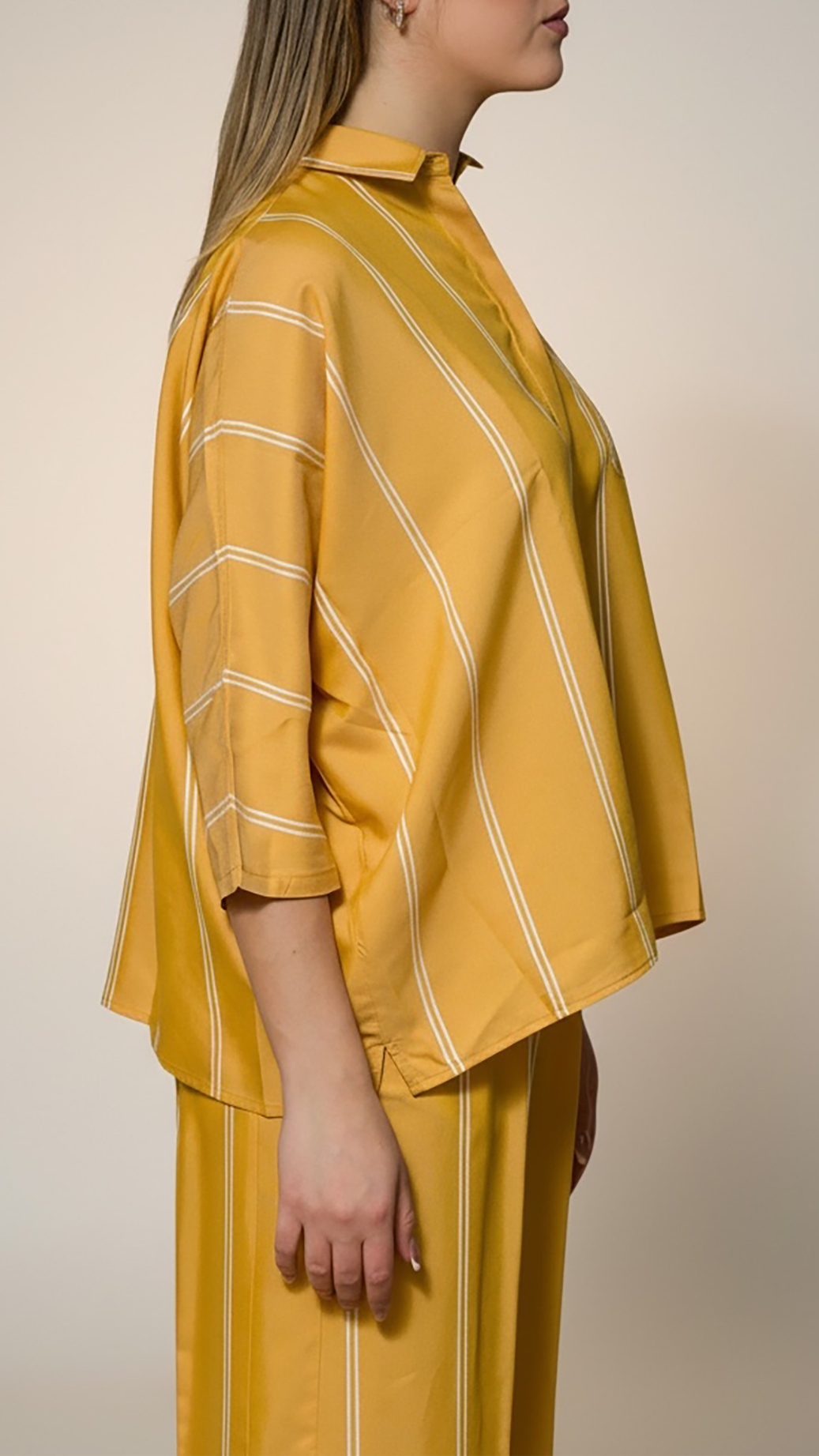 <strong>CRUNA</strong>Camicia over manica tre quarti - immagine 3