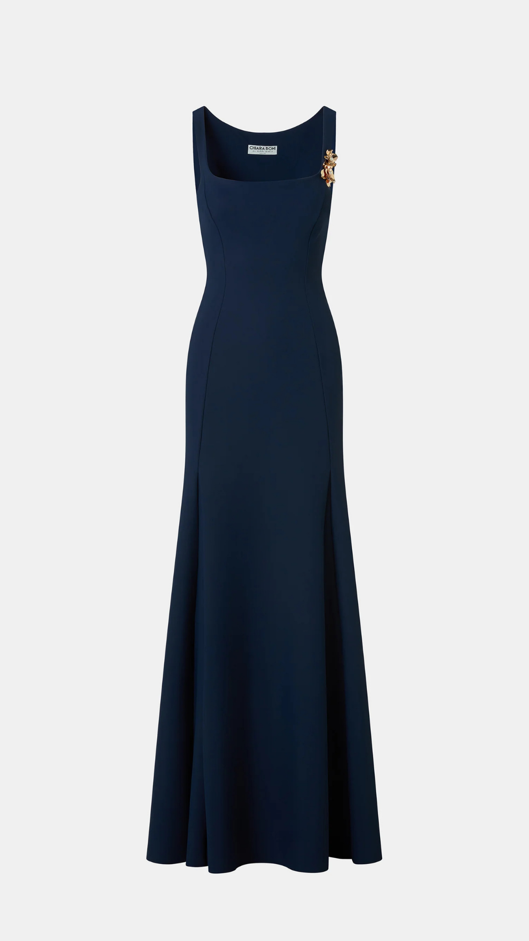 <strong>CHIARA BONI LA PETITE ROBE</strong> Abito lungo con spilla